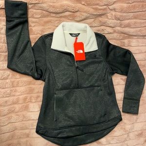 The North Face Women’s Half Zip Sweater